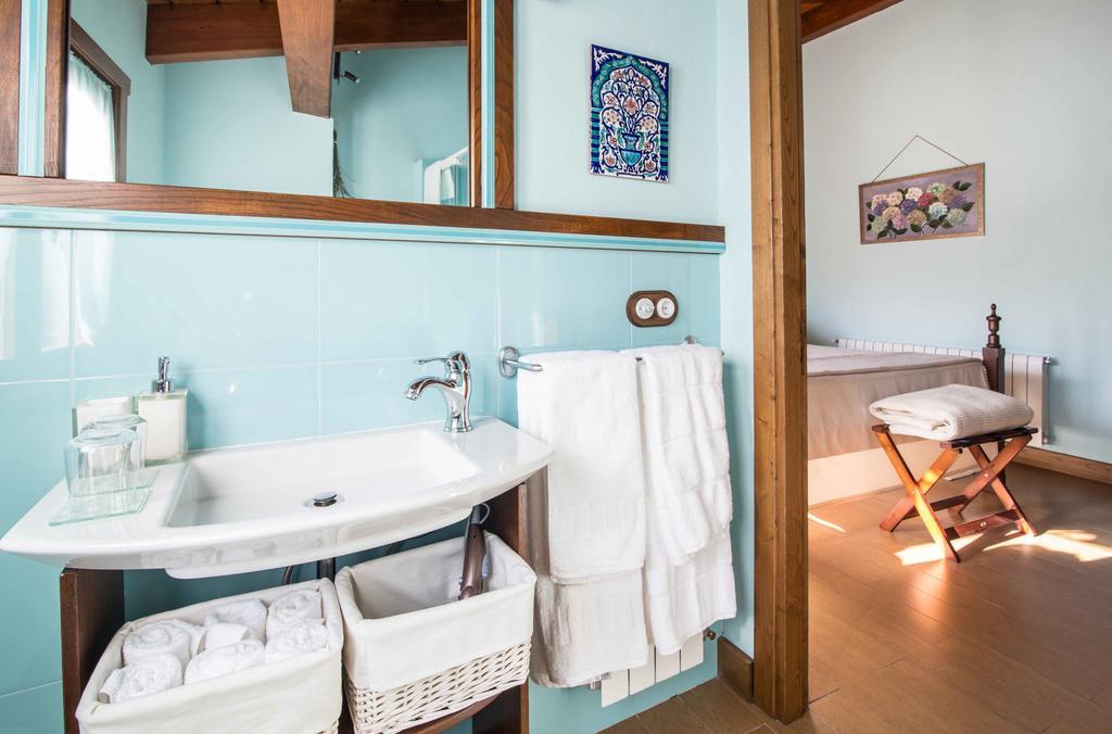 Arbores De Lenda Hotel A Veiga  ภายนอก รูปภาพ